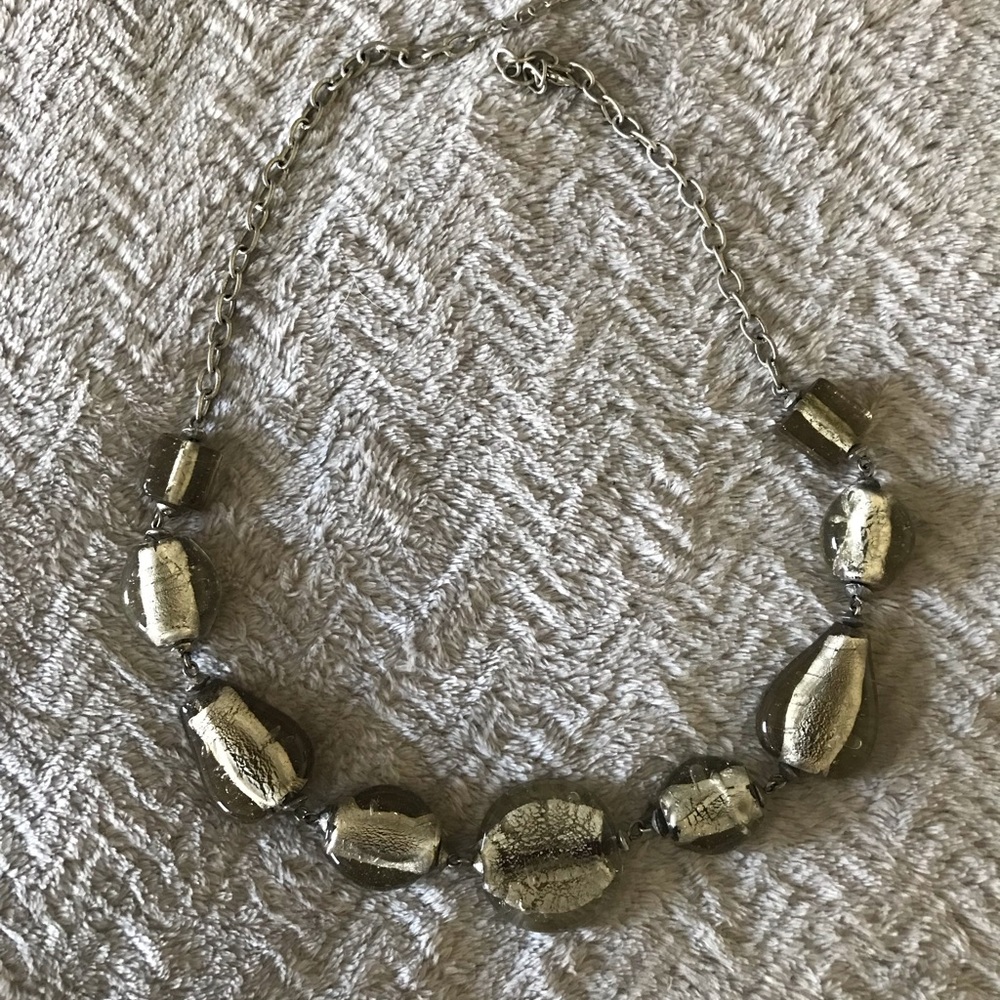 Silver Necklace w/rock detail
